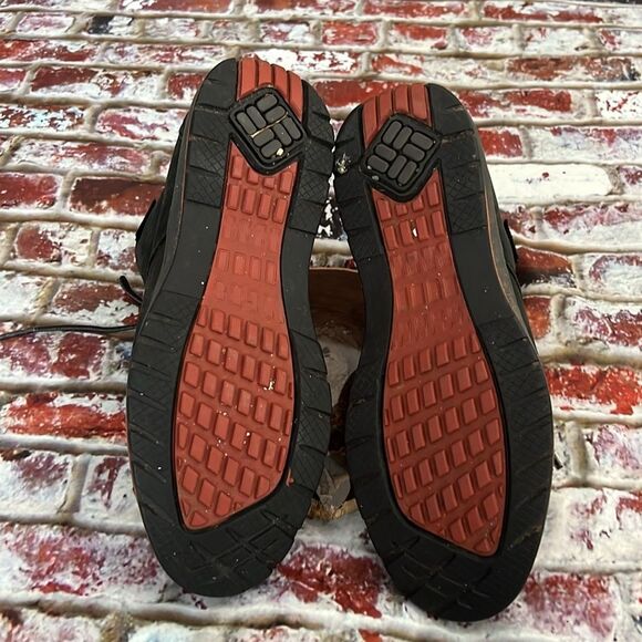 Columbia black boots with red plaid trim - Picture 7 of 7